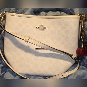 Coach White Leather Shoulder Bag